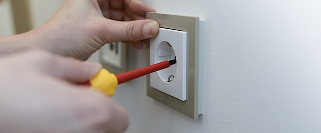 Elektro­installation bei Völker Elektrotechnik in Karlstadt am Main