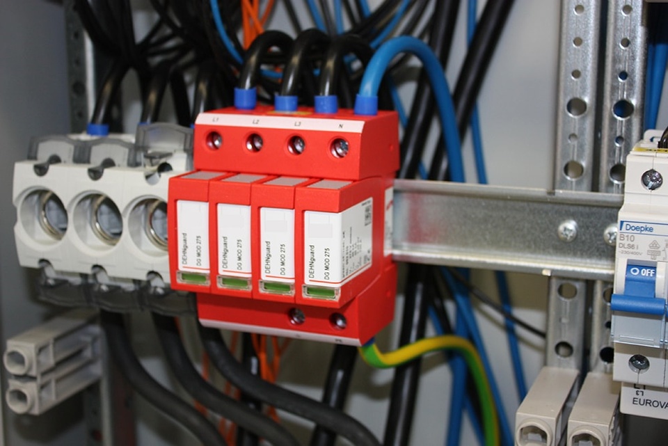 U berspannungsschutz bei Völker Elektrotechnik in Karlstadt am Main